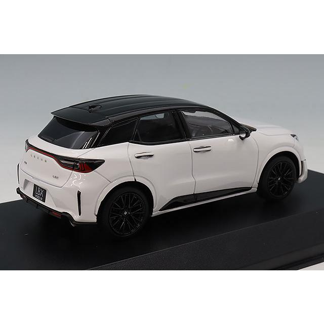 京商 1/43 レクサス LBX MORIZO RR ホワイトノーヴァガラスフレーク