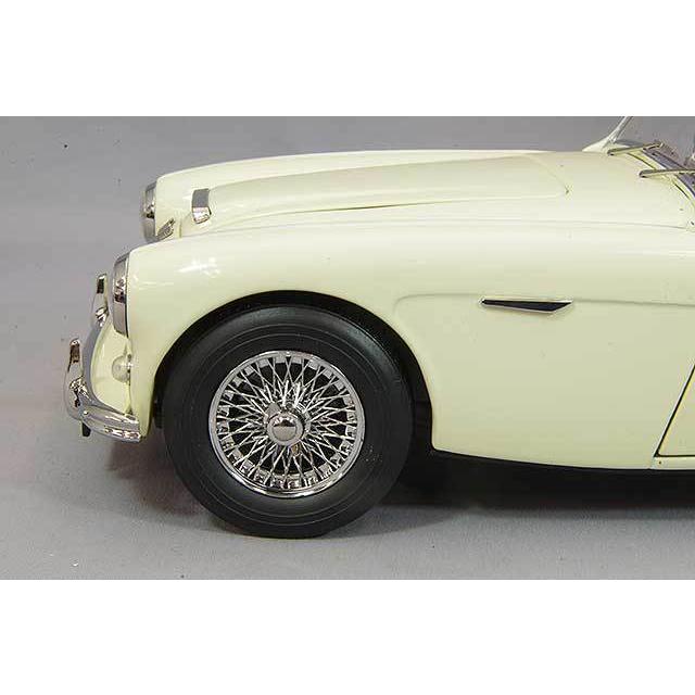Amazon | 1/18 オースチンヒーレー3000 ホワイト Austin Healey Amazon | 1/18 オースチンヒーレー3000 ホワイト Austin Healey