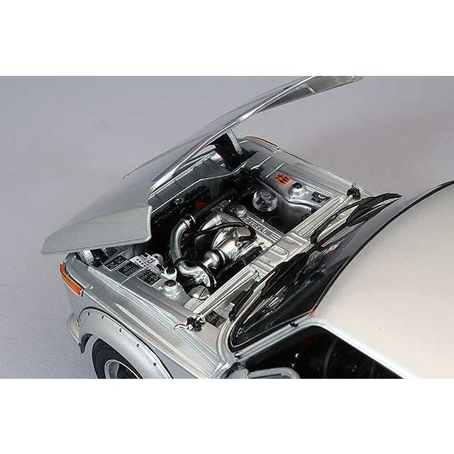 ミニカー/完成品 京商 1/18 BMW 2002 ターボ シルバー : キッド ミニカー/完成品 京商 1/18 BMW 2002 ターボ シルバー : キッド