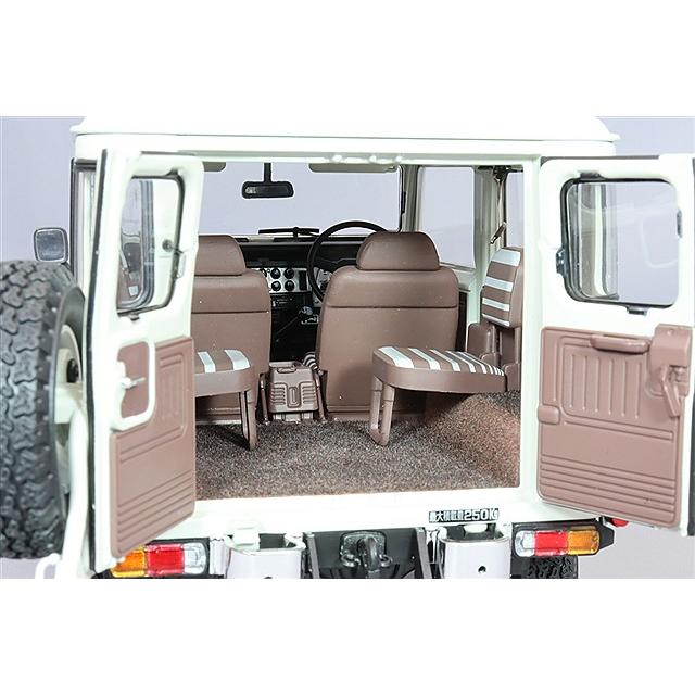 京商 1/18 トヨタ ランドクルーザー 40 バン (BJ42V) ホワイト 京商 1/18 トヨタ ランドクルーザー 40 バン (BJ42V) ホワイト