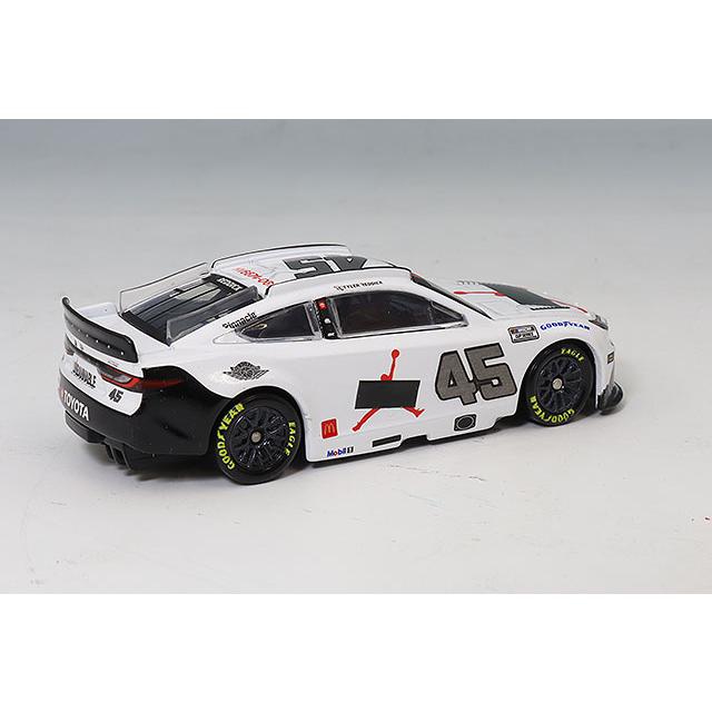 ライオネルレーシング 1/64 トヨタ カムリ XSE 