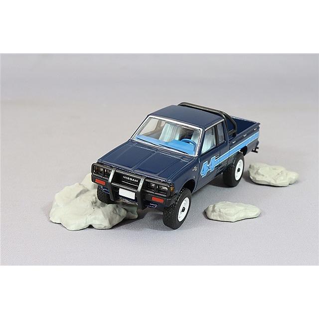 トミカリミテッドヴィンテージ NEO 1/64 日産 トラック 4x4 キング