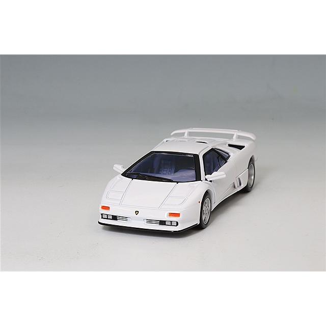 トミカリミテッドヴィンテージ NEO 1/64 ランボルギーニ ディアブロ