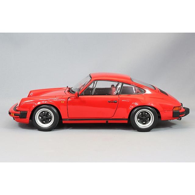 ミニチャンプス 1/18 ポルシェ 911 カレラ クーペ レッド