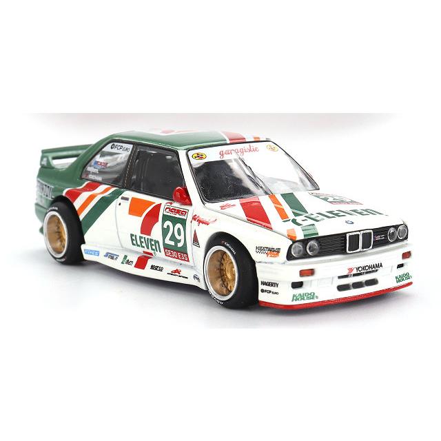 KAIDO HOUSE x TSM ミニGT 1/64 BMW M3 WORKS V1 ラリー・チェン (左
