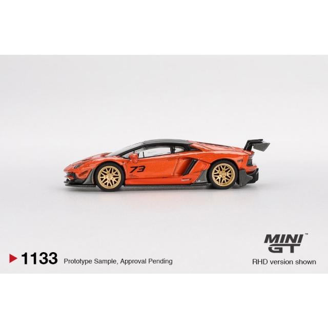 TSM ミニGT 1/64 LB-WORKS ランボルギーニ アヴェンタドール