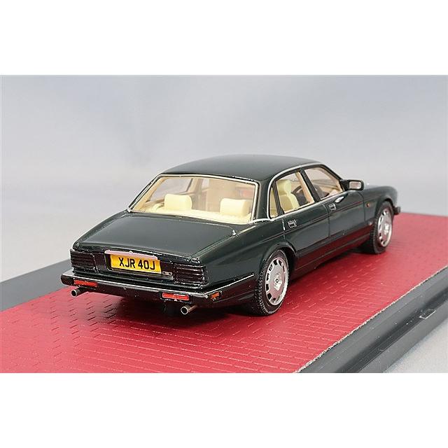 MATRIX 1/43 ジャガー XJR (XJ40) 91-94 ブリティッシュレーシンググリーン |  | 02
