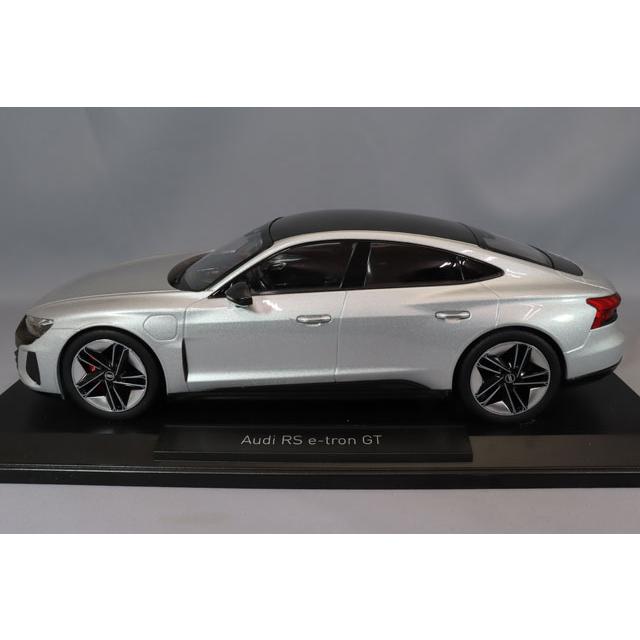 ミニカー/完成品 ノレブ 1/18 アウディ RS e-tron GT 2021 シルバー