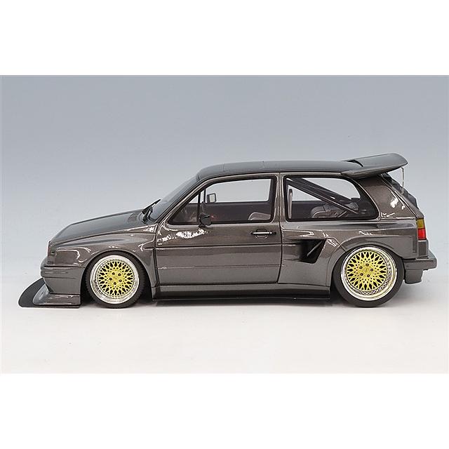 オットー 1/18 フォルクスワーゲン ゴルフII GTI by Khyzyl Saleem