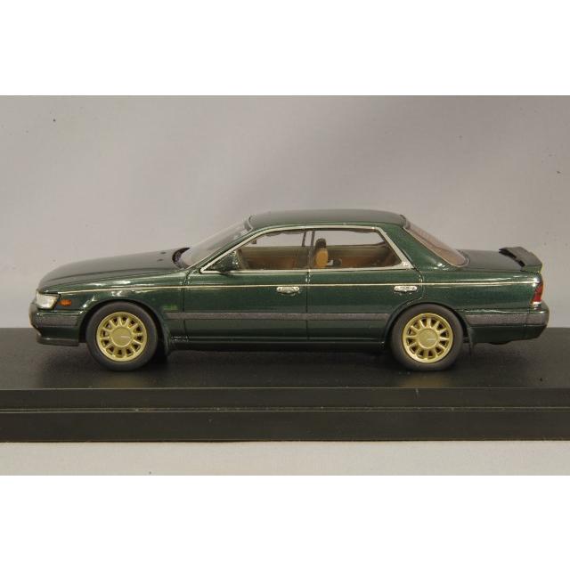 MARK43 日産 ローレル ターボ メダリスト クラブS 1/43 MARK43 1/43 日産 ローレル ターボ メダリスト クラブ S (C33) ダーク