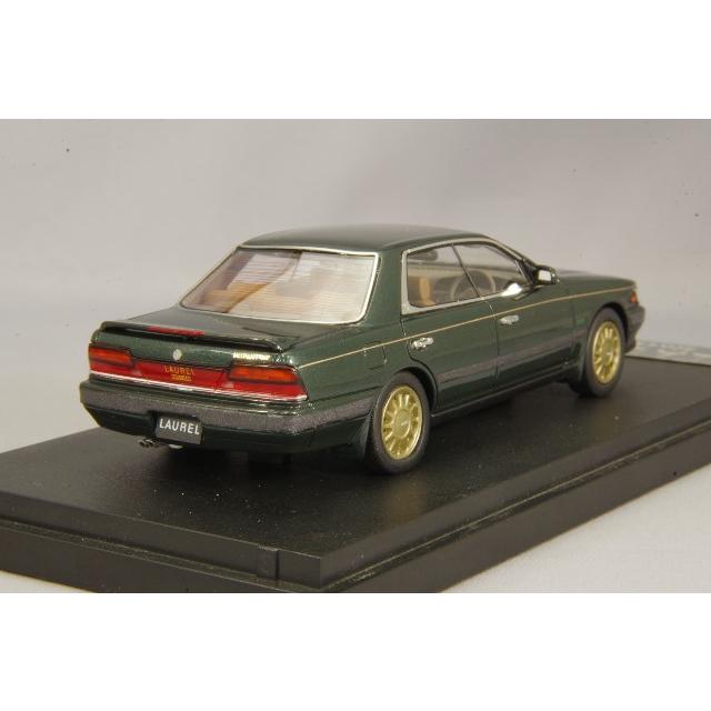 MARK43 日産 ローレル ターボ メダリスト クラブS 1/43 MARK43 1/43 日産 ローレル ターボ メダリスト クラブ S (C33) ダーク