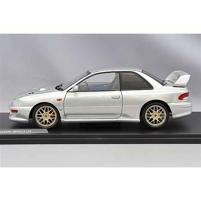 ソリド 1/18 スバル インプレッサ 22B 1998 シルバー 右ハンドル