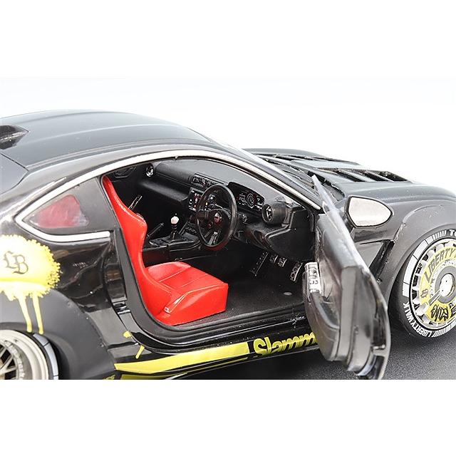 ソリド 1/18 トヨタ GR86 リバティウォーク ボディキット 2024