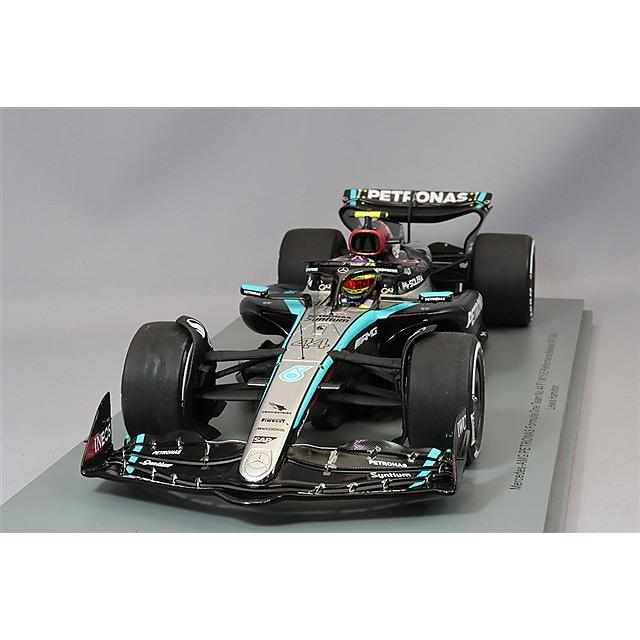 スパーク 1/18 メルセデス AMG ペトロナス F1チーム W15 E