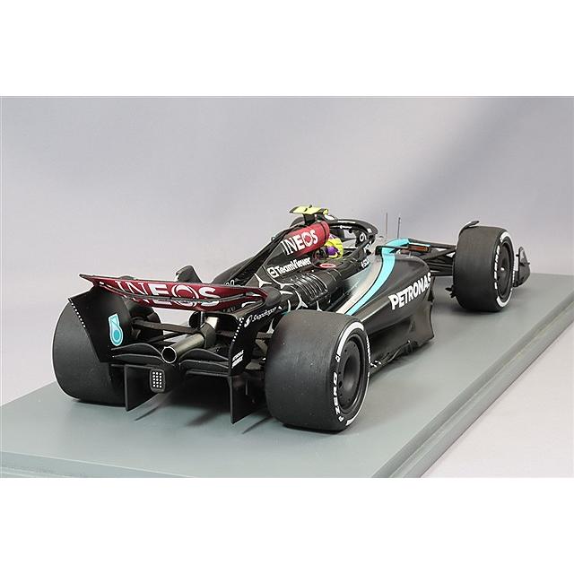 スパーク 1/18 メルセデス AMG ペトロナス F1チーム W15 E