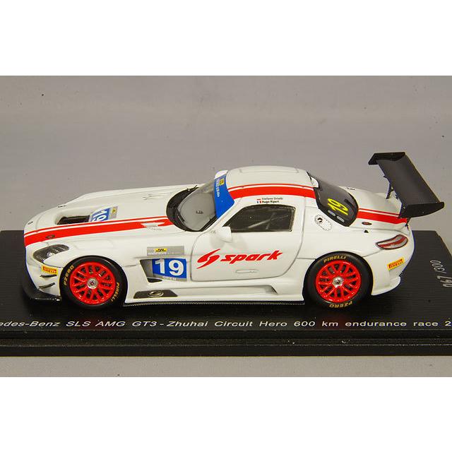 1/18 MINICHAMPS メルセデス・ベンツ SLS AMG GT3 Minichamps 2011 MERCEDES SLS AMG GT3 STREET Yellow 1:18 (NEW STOCK