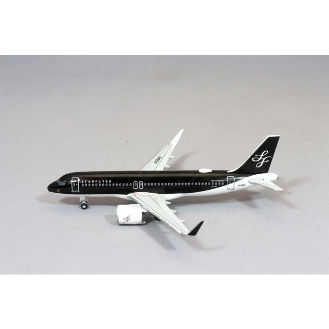 クロスウィング 1/500 スターフライヤー A320neo JA28MC : キッド