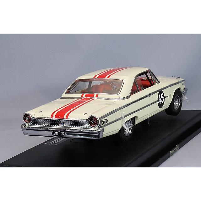 サンスター 1/18 フォード ギャラクシー 500/XL 1963 イギリス