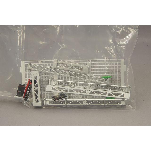 【即購入ok!!】1/64 レーシングピットガレージ ジオラマ アウディスポーツ 即購入ok!!】1/64 レーシングピットガレージ ジオラマ アウディ