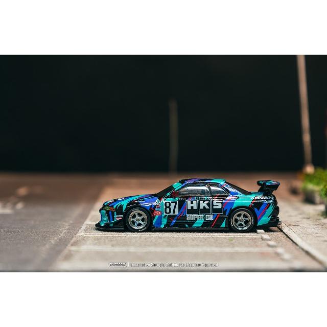 Tarmac 1/64 日産 スカイライン (R32) ワイドボディ HKS : キッド