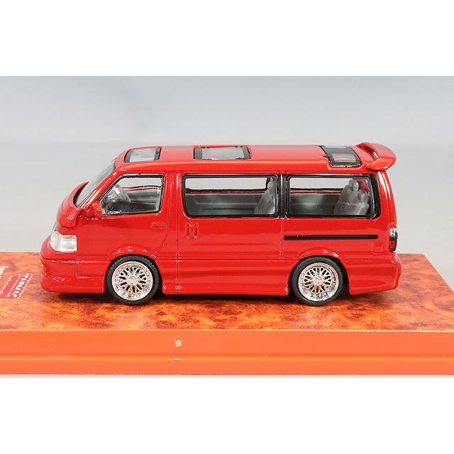 Tarmac 1/64 トヨタ ハイエース ワゴン カスタム レッド : キッド