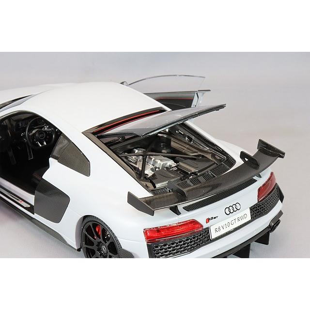 最終限定値下げ 小汚れ要確認！)1/18アウディ R8 開閉ドア 最終