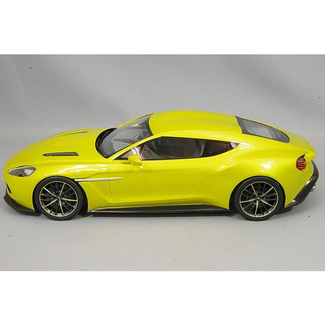 【SALE】 Top Speed 1/18 アストンマーチン ヴァンキッシュ ザガート コスモポリタンイエロー TS0191キッドボックス