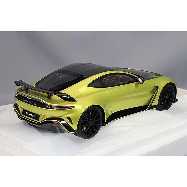 TOP SPEED 1/18 アストンマーチン V12 ヴァンテージ コスモポリタン