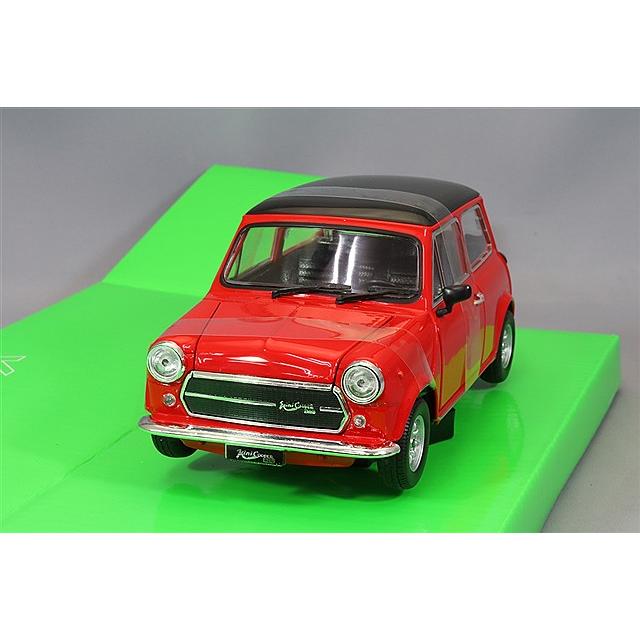 赤と白のミニクーパー　1/18 ミニカー、箱付き Amazon.co.jp: 京商 ミニクラブマン クーパーS 1/18 ミニカー 赤