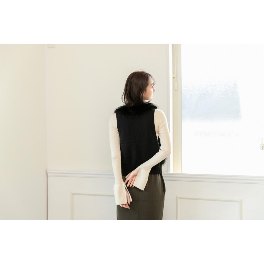 再値下【美品】PASSIONE 黒 切替 フェイクファー ジレ エコファー