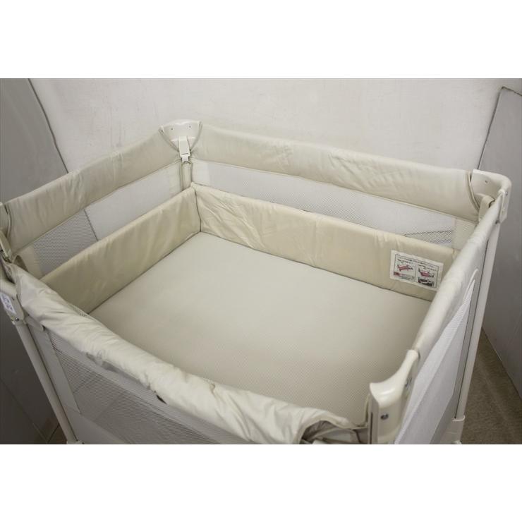 送料無料 美品 ココネルエアー ミルクWH 66046 たたんで運べるベビー 
