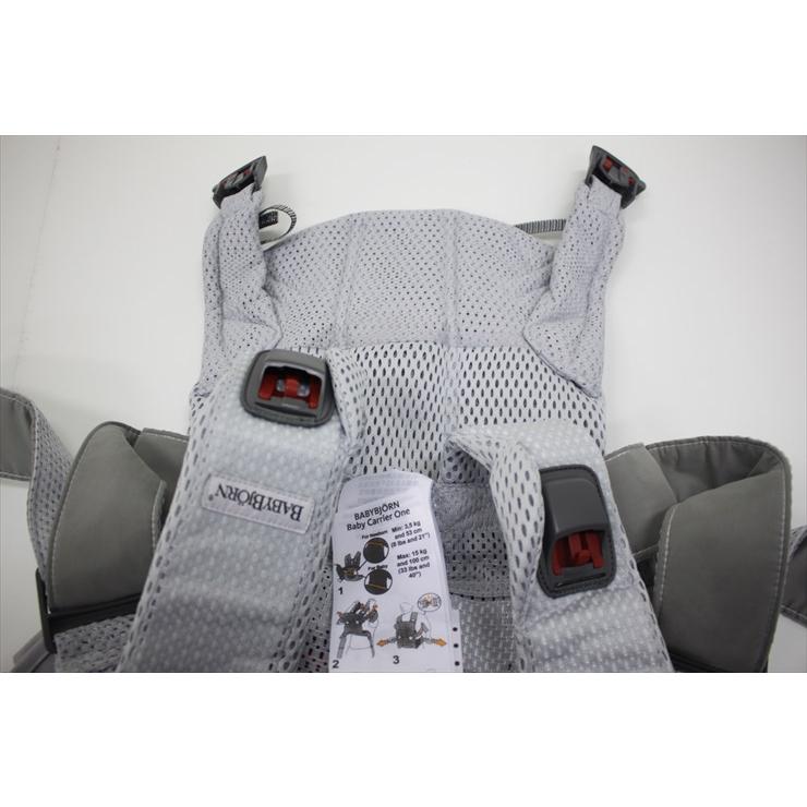 BABYBJORN（ベビービョルン） 送料無料 美品 ベビーキャリア ONE KAI
