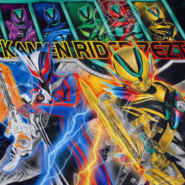 BANDAI（バンダイ） 送料無料 仮面ライダーゼッツ 光る 2TOPSパジャマ
