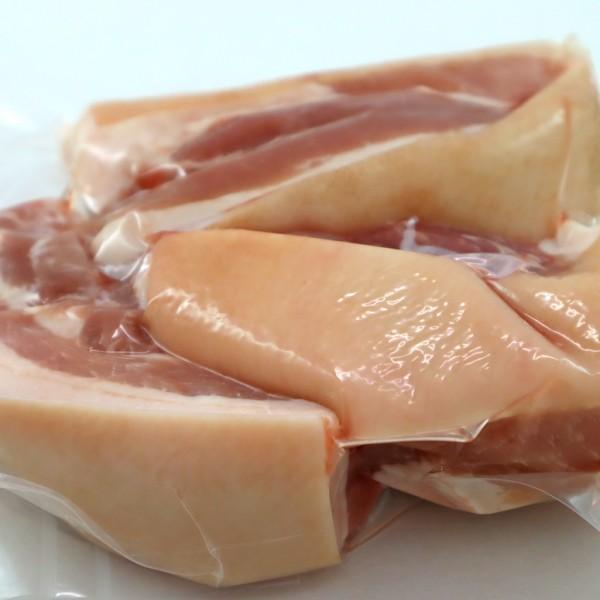 皮付豚バラ肉（三枚肉）ブロック規格外約500g 豚肉ばら500g skin