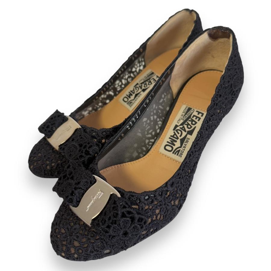 美品 Salvatore Ferragamo サルヴァトーレフェラガモ ヴァラリボン 