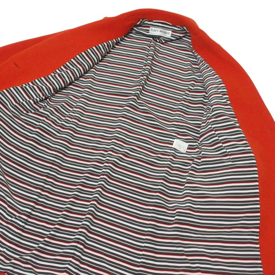 ISSEY MIYAKE（イッセイミヤケ） 美品 裏地ボーダー柄 ウールアンゴラ