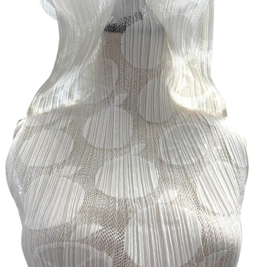 美品 PLEATS PLEASE プリーツプリーズ イッセイミヤケ フルーツ柄 ノースリーブ タートルネックブラウス PP83-JK571 サイズ3 ホワイト レディース 古着 中古 USED PLEATS PLEASE（プリーツ プリーズ） 美品 イッセイミヤケ フルーツ柄