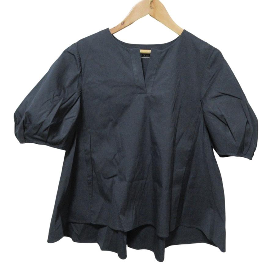 FOXEY（フォクシー） 美品 クリーニング済 22年商品 ブルーナトップ