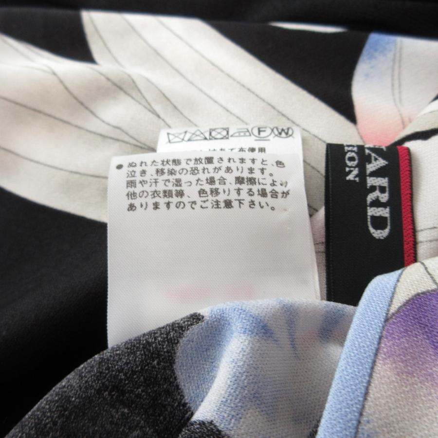 近年美品　LEONARD レオナール　カンカン　ストレッチ　トップス　カットソー LEONARD 美品 レオナール カンカンストレッチ フラワープリント