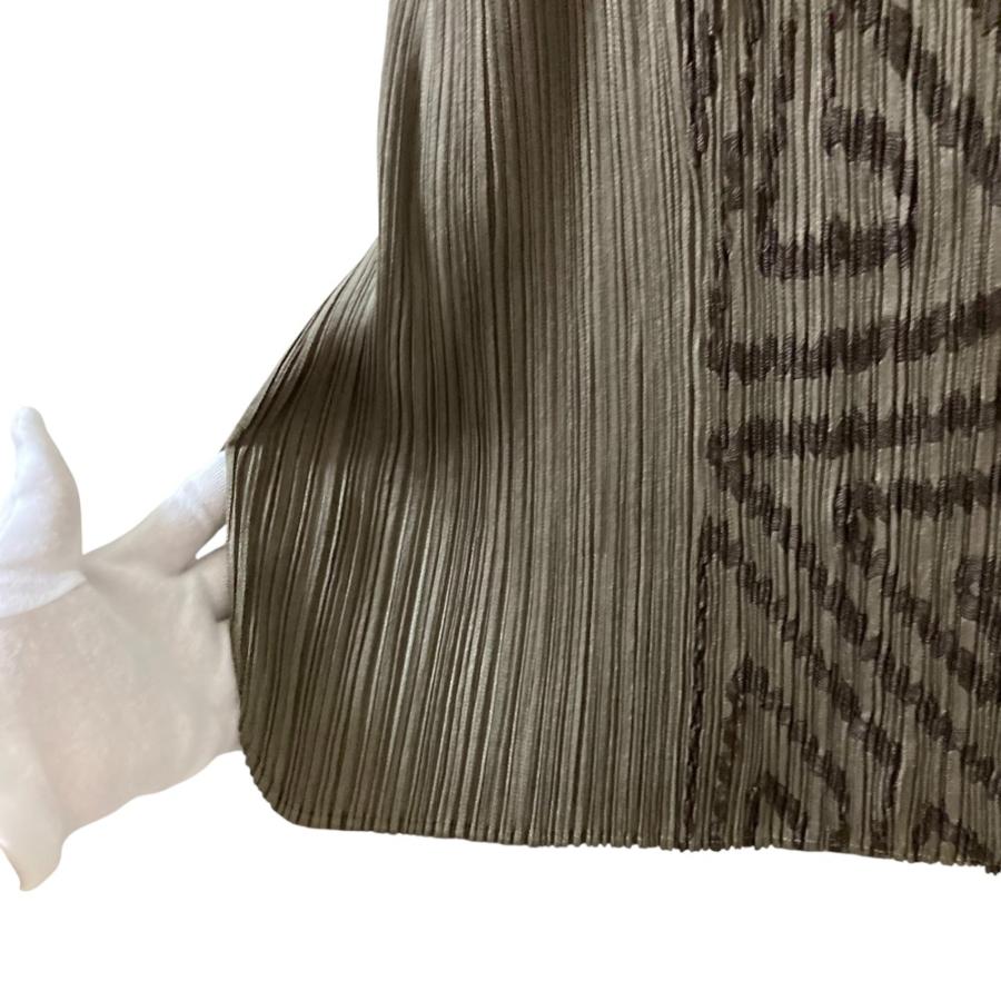 PLEATS PLEASE（プリーツ プリーズ） 美品 PLEATS PLEASE ISSEY MIYAKE