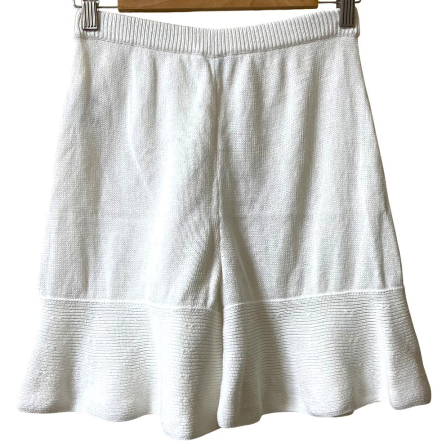 シャネル コットン　ショートパンツ 36 白 CHANEL（シャネル） 良品 ココマーク コットンニットショートパンツ