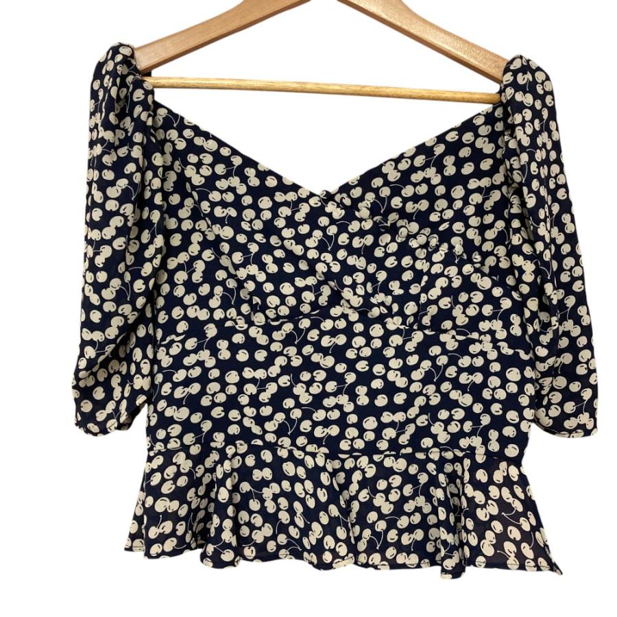 トップス Herlipto Cherry Pattern Two Piece 良品 Herlipto ハーリップトゥ Cherry Pattern Two Piece 半袖