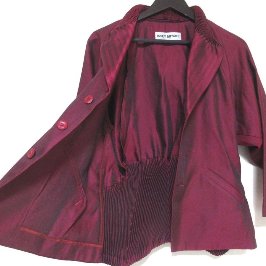 ISSEY MIYAKE（イッセイミヤケ） 美品 3D スチームストレッチ プリーツ