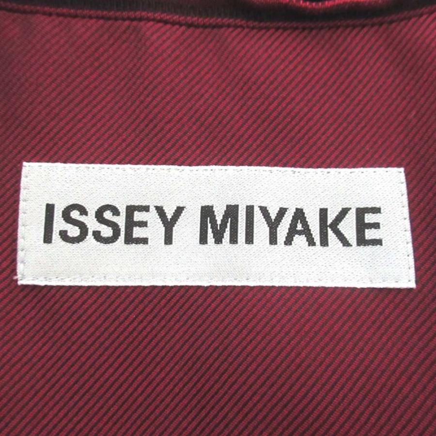 ISSEY MIYAKE（イッセイミヤケ） 美品 3D スチームストレッチ プリーツ