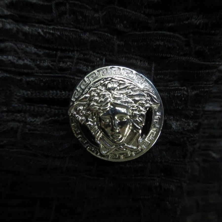 VERSACE（ヴェルサーチェ） 美品 ヴェルサーチ メデューサボタン