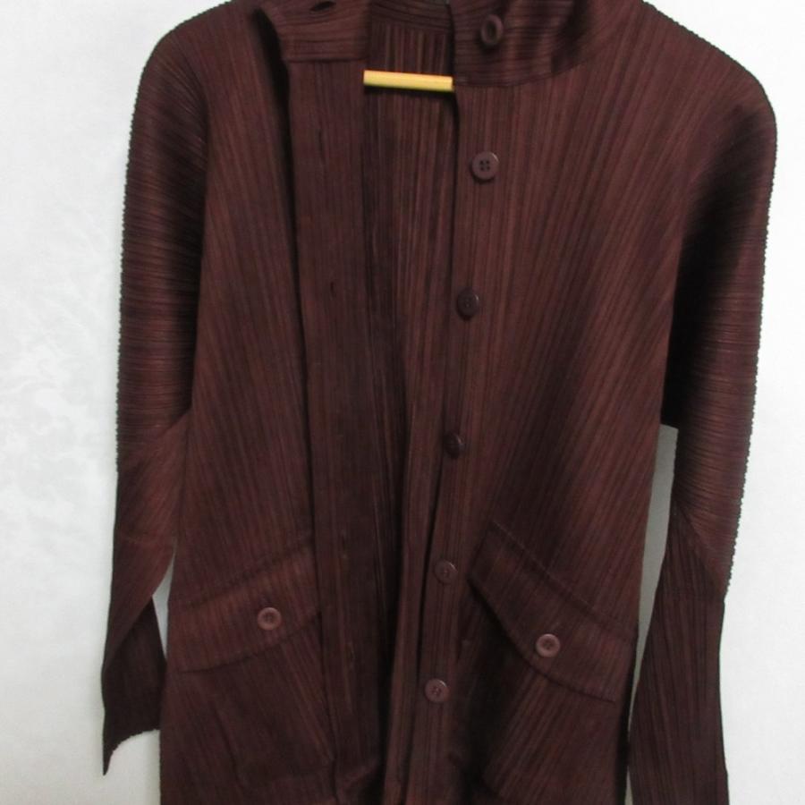 PLEATS PLEASE（プリーツ プリーズ） 美品 PLEATS PLEASE ISSEY MIYAKE