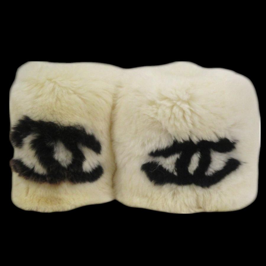 CHANEL ココマーク ラパンファー ブレスレット ホワイト ブラック