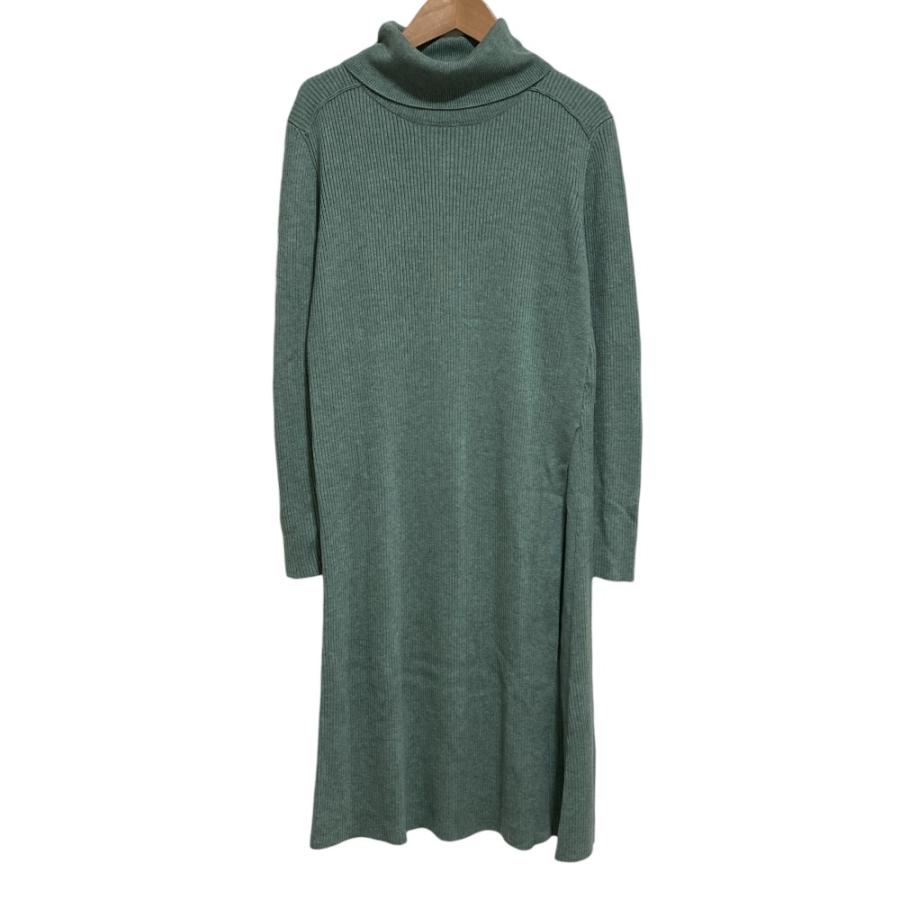 VIVIENNE TAM（ヴィヴィアンタム） 美品 タートルネック サイド 