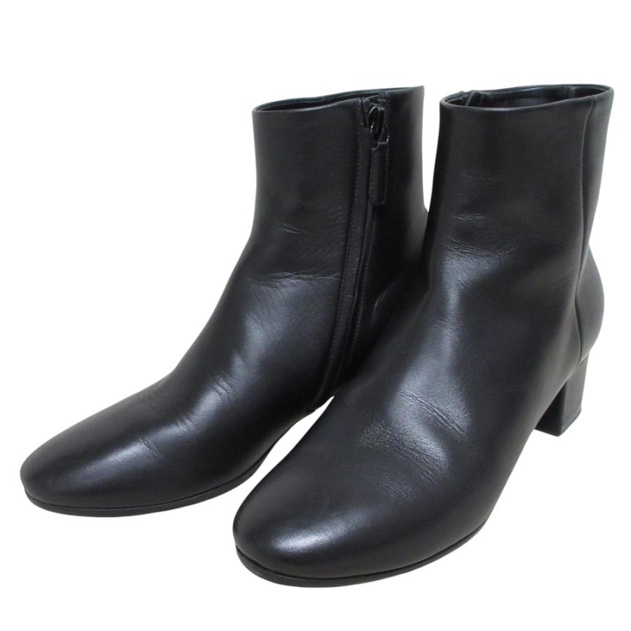 BALENCIAGA（バレンシアガ） 美品 BBヒール レザーショートブーツ