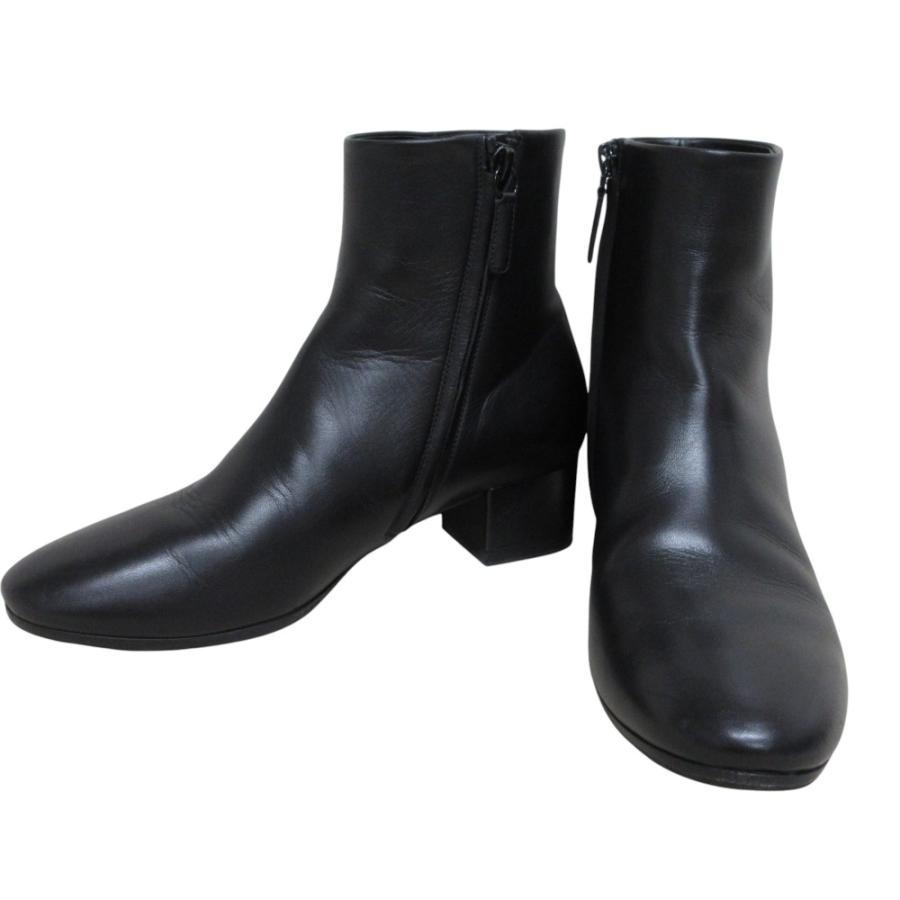 BALENCIAGA（バレンシアガ） 美品 BBヒール レザーショートブーツ